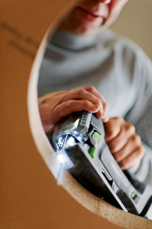 锂电曲线锯曲线切割展示_费斯托工具